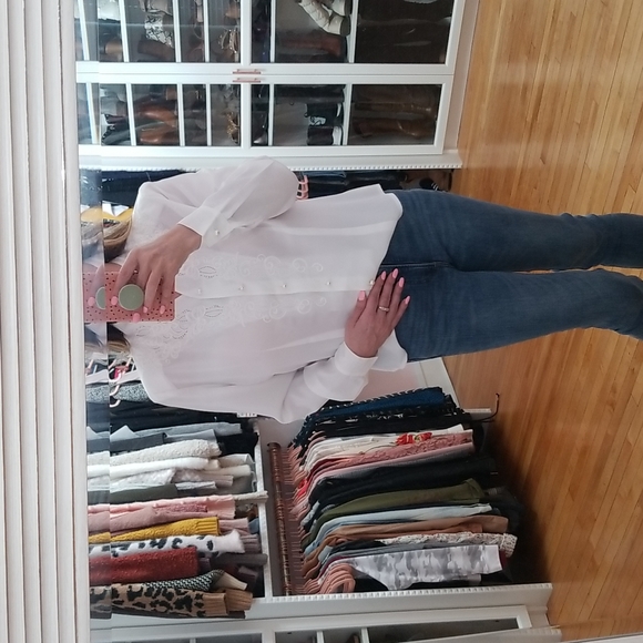 Vintage white button down shirt, size 12P - Picture 4 of 13